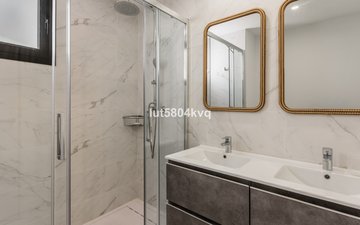 Property slide 32