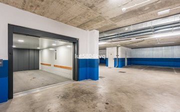 Property slide 44