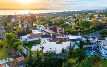 Property slide 44
