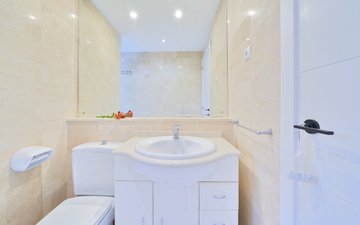 Property slide 17