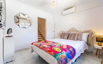 Property slide 25