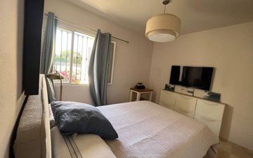 Property slide 11