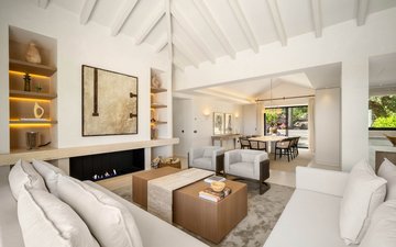 Property slide 32