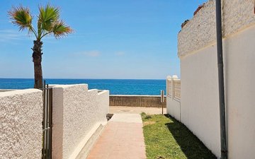 Property slide 43