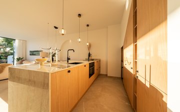 Property slide 7