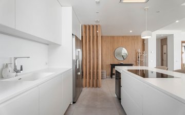 Property slide 14
