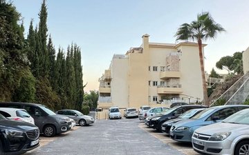 Property slide 16