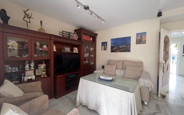 Property slide 21