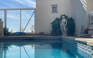 Property slide 35