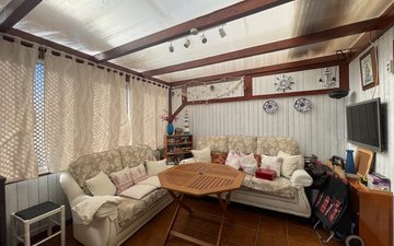 Property slide 40