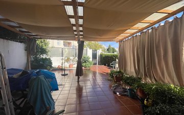 Property slide 86