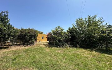 Property slide 14