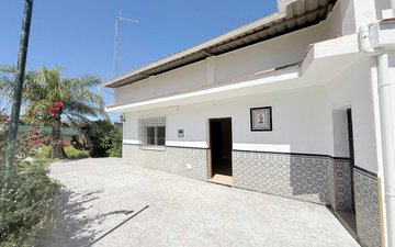 Property slide 22