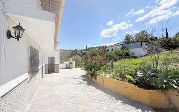 Property slide 24
