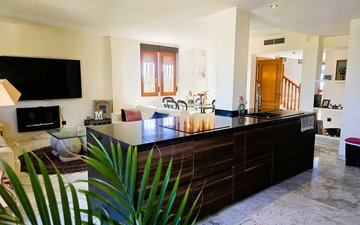 Property slide 20