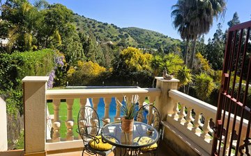Property slide 34