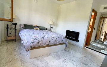 Property slide 39