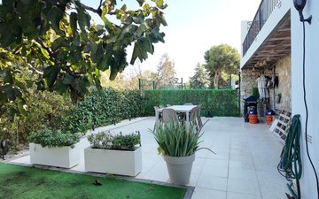 Property slide 19