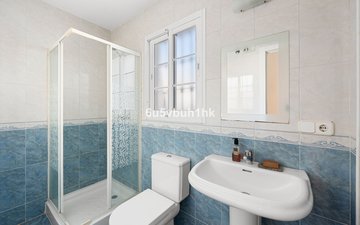Property slide 31