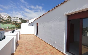 Property slide 14