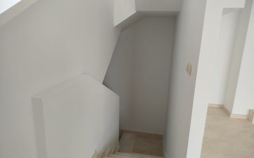 Property slide 25
