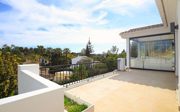 Property slide 25