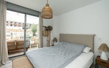Property slide 17