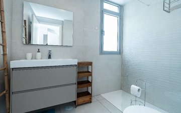 Property slide 19