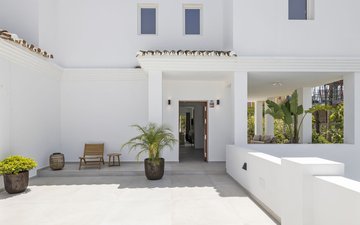 Property slide 25