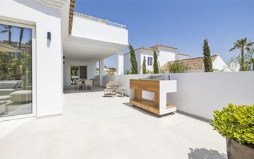Property slide 30