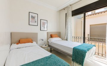 Property slide 21