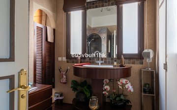 Property slide 25