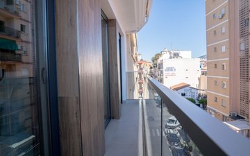 Property slide 32