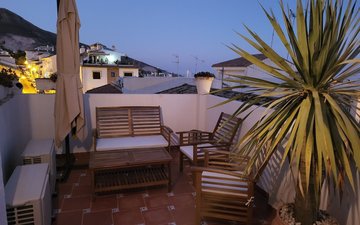 Property slide 21