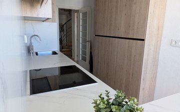 Property slide 22
