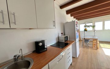 Property slide 48