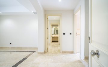 Property slide 61