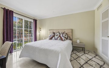 Property slide 19