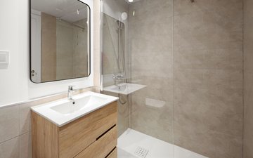 Property slide 21