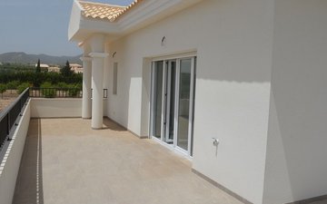 Property slide 32