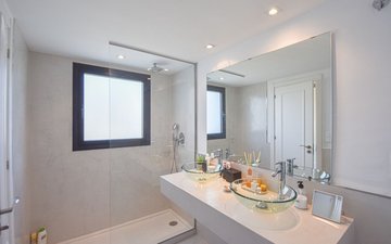Property slide 19