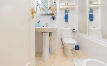 Property slide 22