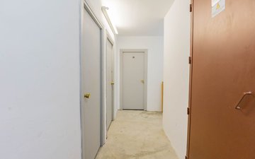 Property slide 48