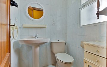 Property slide 16