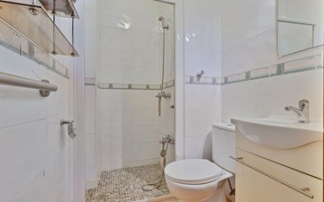 Property slide 21