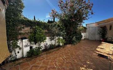 Property slide 17