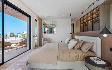 Property slide 14