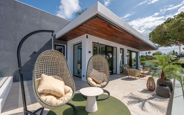 Property slide 17