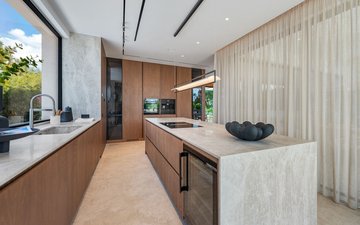 Property slide 61