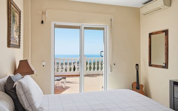 Property slide 18
